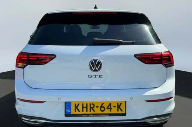 Volkswagen Golf (2022) thumbnail 6