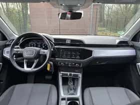 Audi Q3 (2022) thumbnail 2