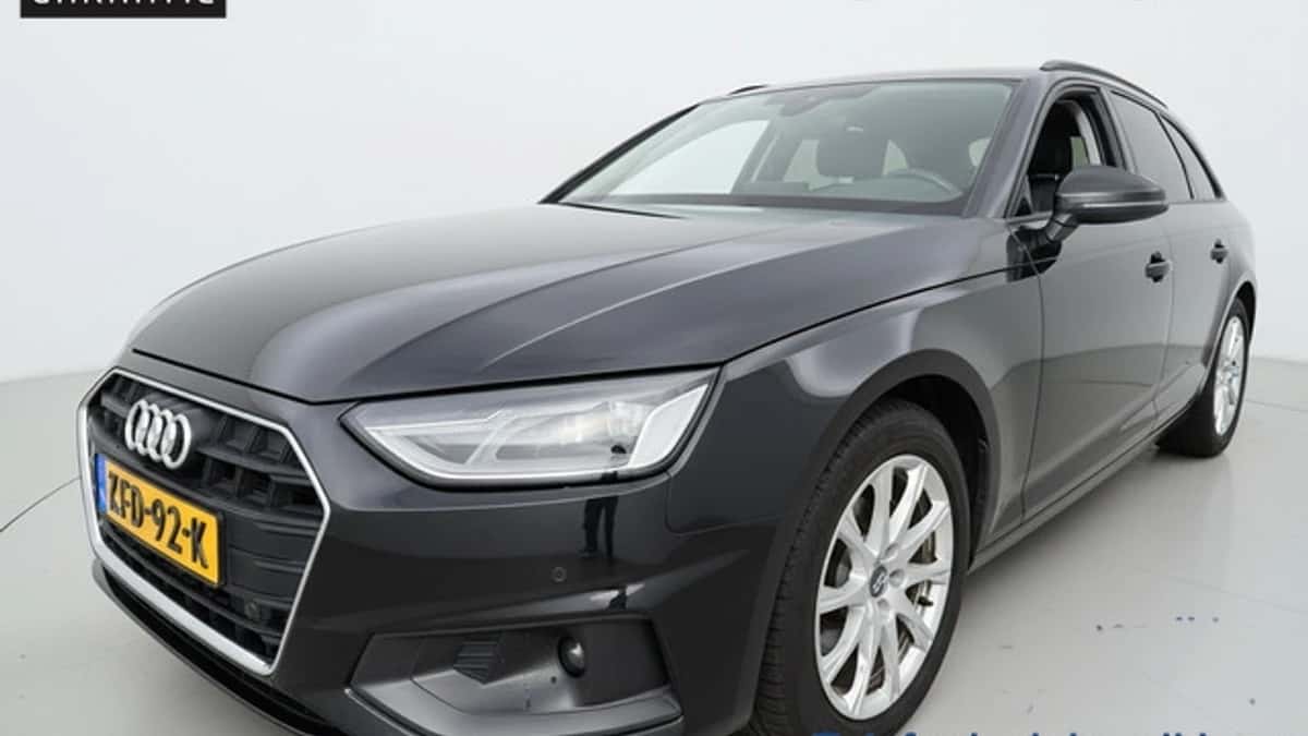 Audi A4 (2022) — foto 1
