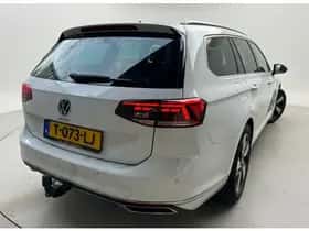 Volkswagen Passat thumbnail 2