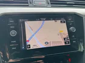 Volkswagen Passat thumbnail 26