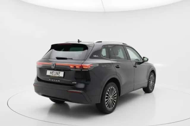Volkswagen Tiguan (2025) thumbnail 6