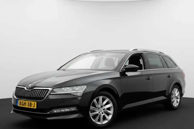 Škoda Superb (2020) thumbnail 2
