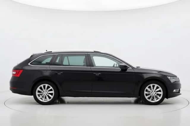Škoda Superb (2020) thumbnail 6