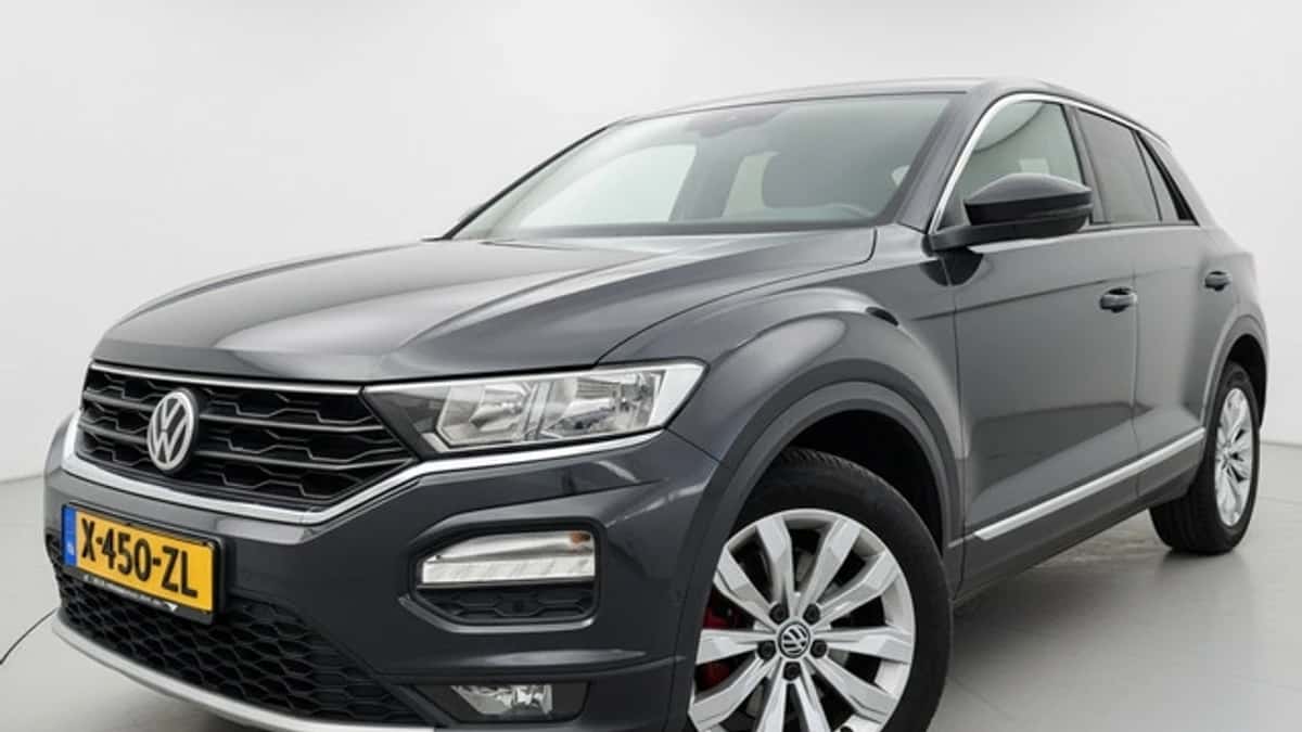 Volkswagen T-Roc (2020) — foto 1