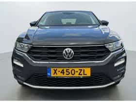 Volkswagen T-Roc (2020) thumbnail 4