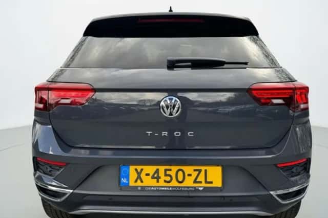 Volkswagen T-Roc (2020) thumbnail 5