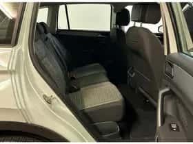 Volkswagen Tiguan (2021) thumbnail 11