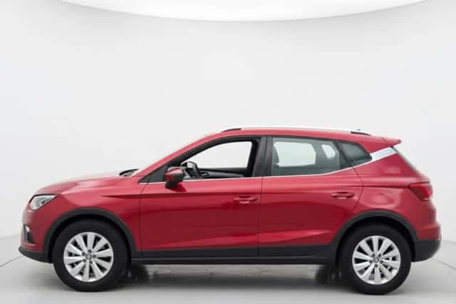 SEAT Arona (2020) thumbnail 4