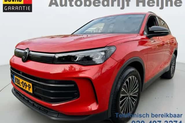 Volkswagen Tiguan (2025) thumbnail 1