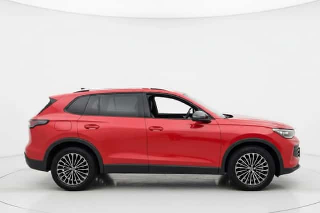 Volkswagen Tiguan (2025) thumbnail 5