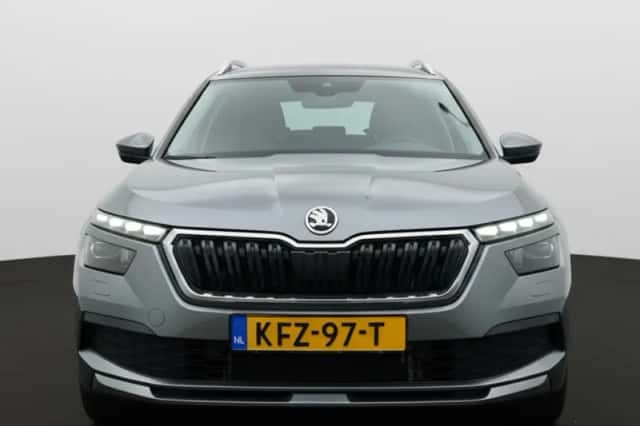 Škoda Kamiq (2023) thumbnail 4