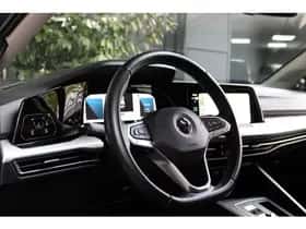 Volkswagen Golf (2021) thumbnail 21