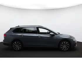 Volkswagen Golf (2021) thumbnail 8