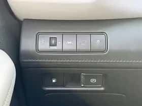 Hyundai Santa Fe (2021) thumbnail 13