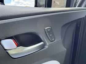 Hyundai Santa Fe (2021) thumbnail 16