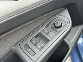 Volkswagen Golf (2025) thumbnail 26