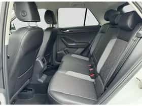 Volkswagen T-Roc thumbnail 16