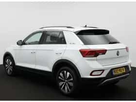 Volkswagen T-Roc (2025) thumbnail 10