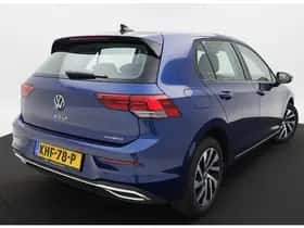 Volkswagen Golf thumbnail 3