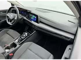 Volkswagen Golf (2022) thumbnail 25