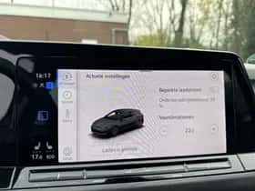 Volkswagen Golf thumbnail 46