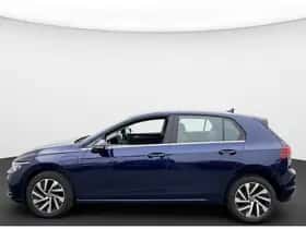 Volkswagen Golf (2022) thumbnail 9
