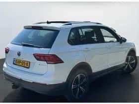 Volkswagen Tiguan (2022) thumbnail 3