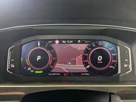 Volkswagen Tiguan (2022) thumbnail 22
