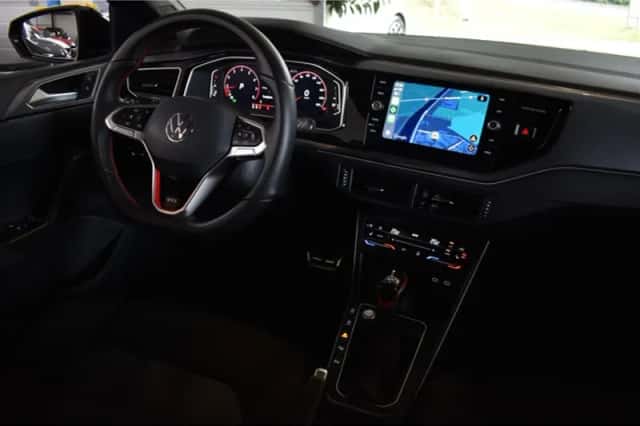 Volkswagen Polo (2024) thumbnail 2