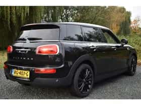 MINI Clubman (2017) thumbnail 2