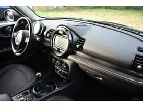 MINI Clubman (2017) thumbnail 30