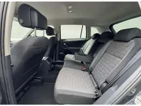 Volkswagen Tiguan (2022) thumbnail 16
