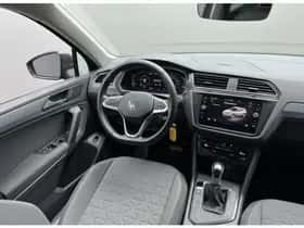 Volkswagen Tiguan (2022) thumbnail 6