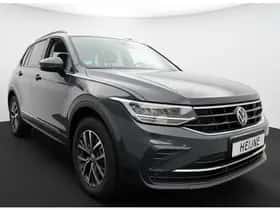 Volkswagen Tiguan (2022) thumbnail 8