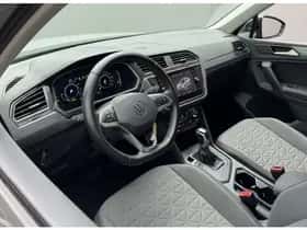 Volkswagen Tiguan (2022) thumbnail 10