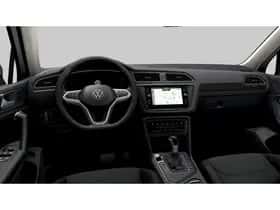 Volkswagen Tiguan (2022) thumbnail 2