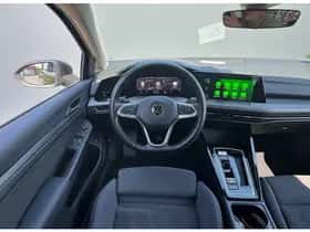 Volkswagen Golf (2022) thumbnail 25