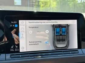 Volkswagen Golf (2022) thumbnail 42