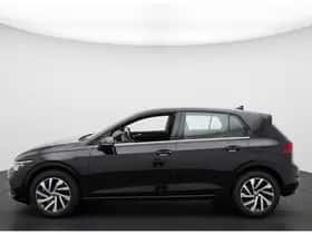 Volkswagen Golf (2022) thumbnail 6