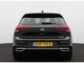 Volkswagen Golf (2022) thumbnail 10