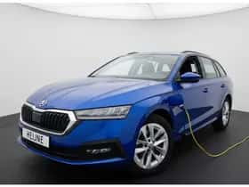 Škoda Octavia (2022) thumbnail 4