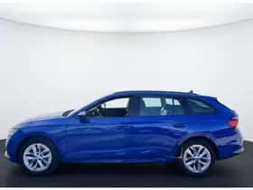 Škoda Octavia (2022) thumbnail 8
