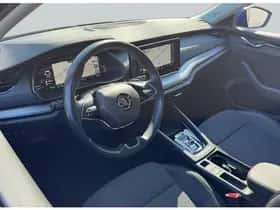 Škoda Octavia (2022) thumbnail 10