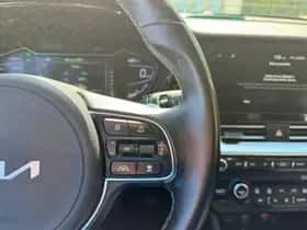 Kia Niro (2022) thumbnail 23