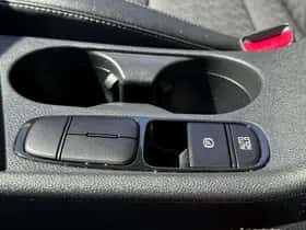 Kia Niro (2022) thumbnail 24
