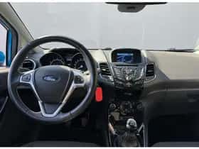 Ford Fiesta (2015) thumbnail 25