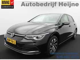 Volkswagen Golf (2022) thumbnail 1