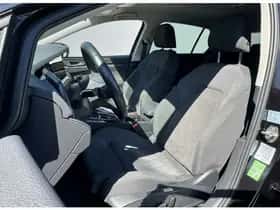 Volkswagen Golf (2022) thumbnail 16
