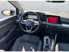 Volkswagen Golf (2022) thumbnail 27